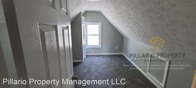 Building Photo - 4 br, 1 bath House - 1156 Knox St