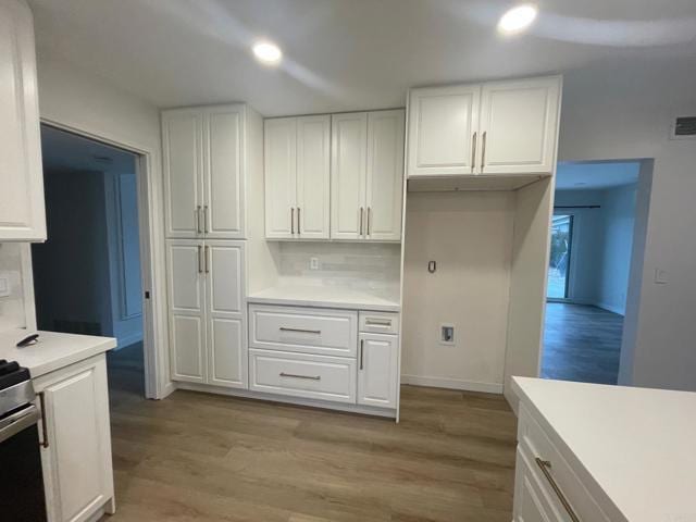 Building Photo - 972 Maria Way