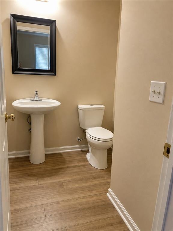 Building Photo - 388 St Claire Dr