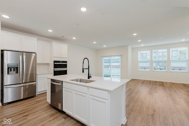 Building Photo - 7337 Shroyer Wy