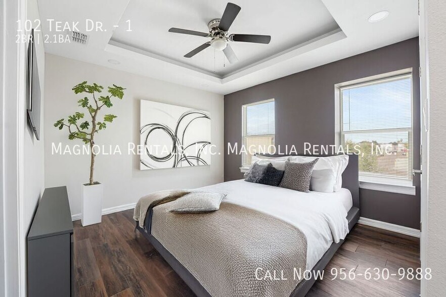 Building Photo - 102 Teak Dr