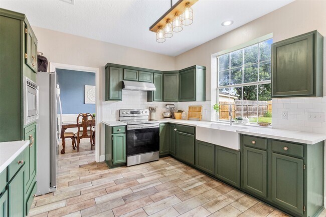 Primary Photo - 4226 Glenchase Ln