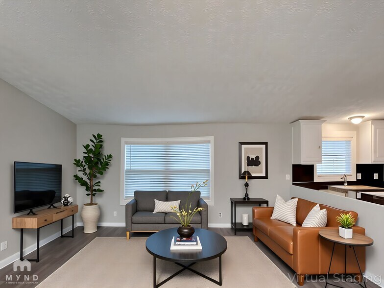 Building Photo - 12 The Briars