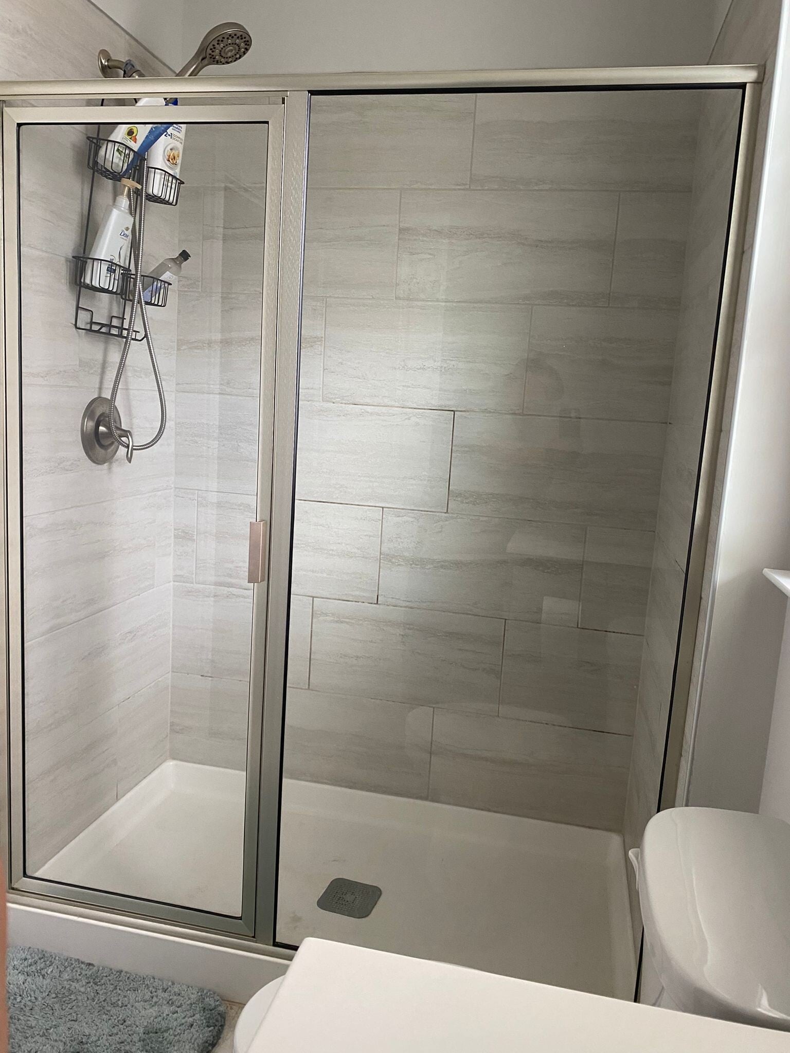 Stand in shower - Guest Bath - 1st floor - 2905 Baronial St