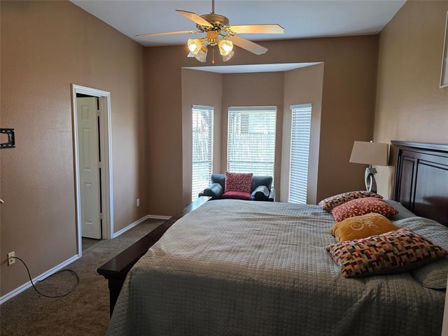 Building Photo - 5600 Creekhollow Dr