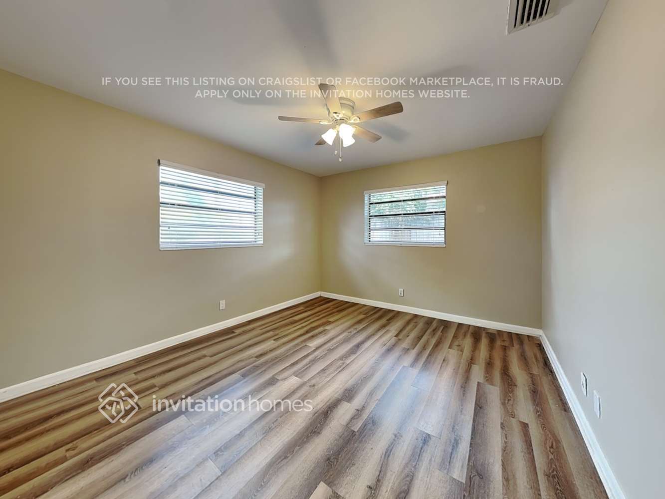 Building Photo - 2540 SW 11th Ct
