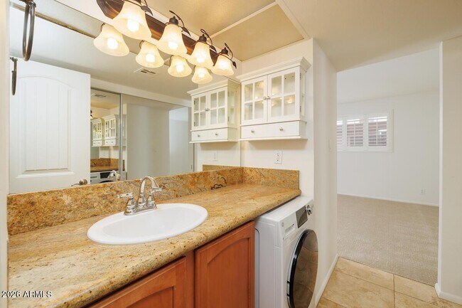 Building Photo - 3807 N 30th St