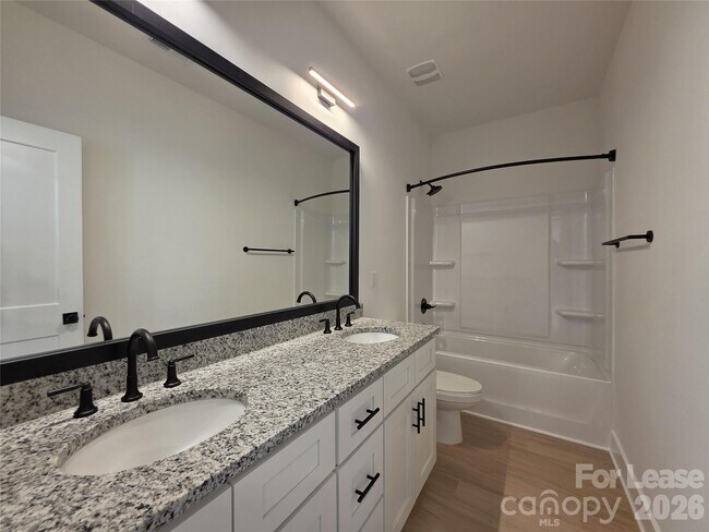 Building Photo - 1028 Patton Ave