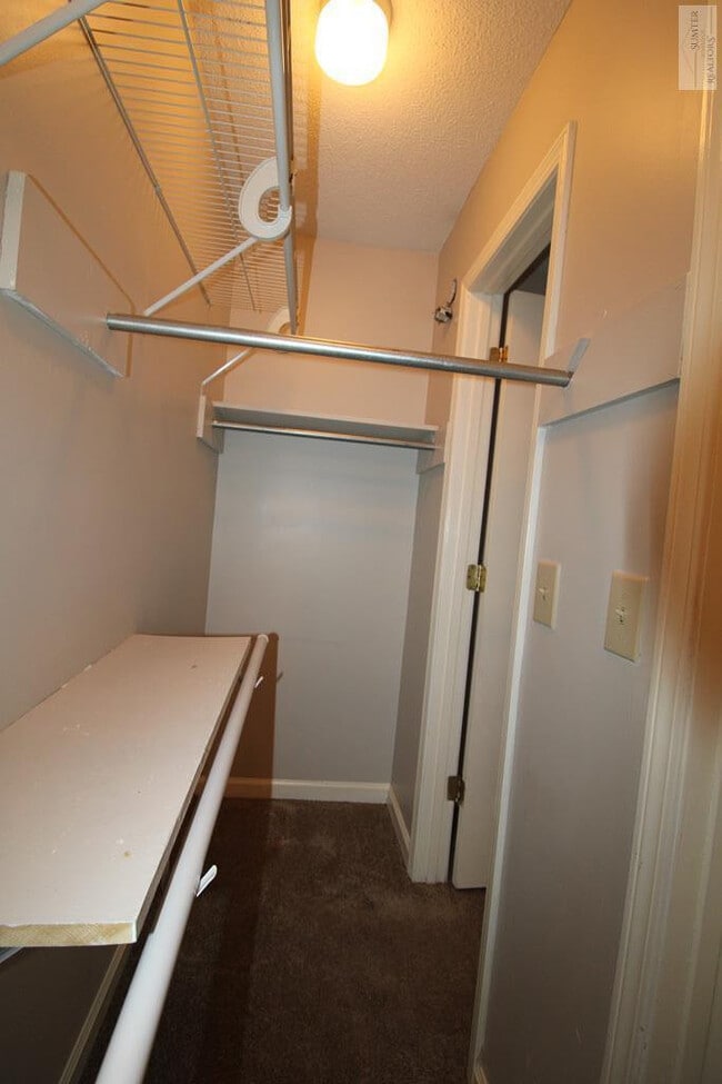 Building Photo - 2012 Gion St