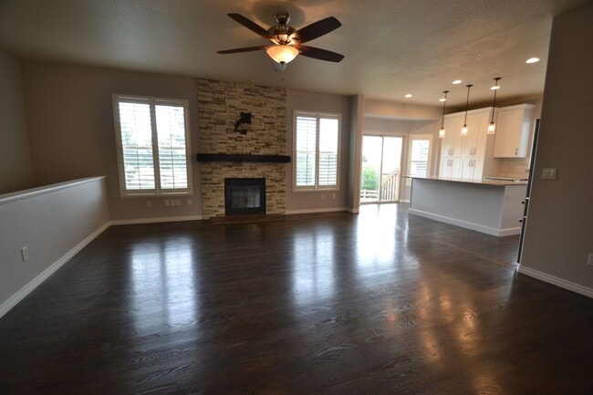 Building Photo - 2721 Crooked Vine Ct