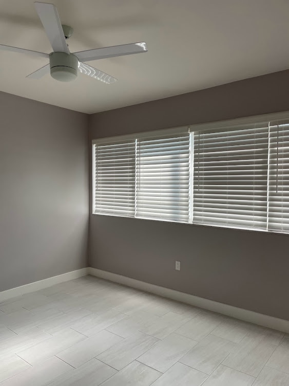 Building Photo - 1400 SW 27th Ave