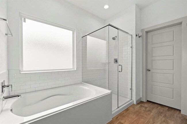 Building Photo - 207 William Ln