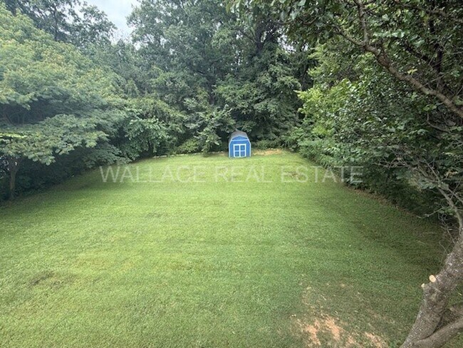 Building Photo - ADORABLE 3 BEDROOM,3 FULL BATH HOME IN N. ...