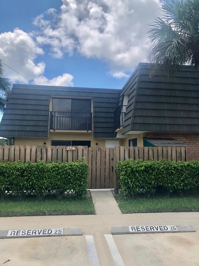 Building Photo - 3714 37th Way