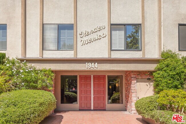 Building Photo - 1944 Glendon Ave