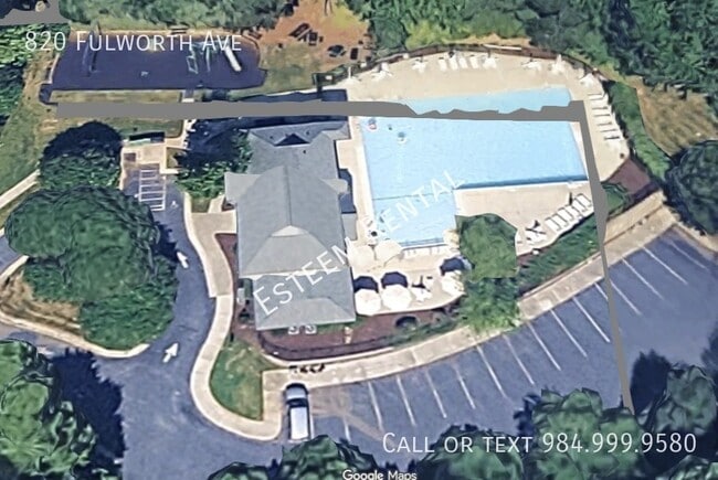 Building Photo - 820 Fulworth Ave