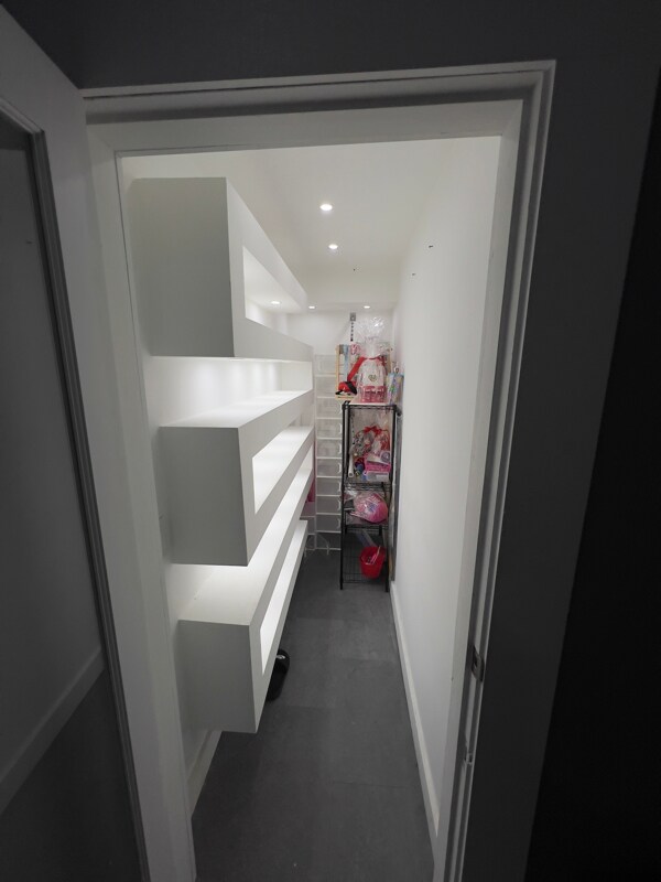 Building Photo - 107 Summer St