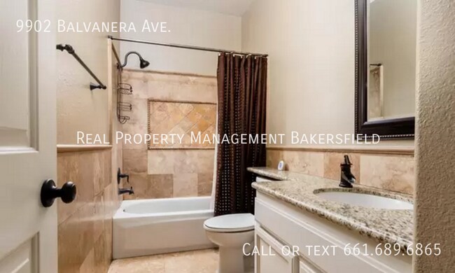 Building Photo - 9902 Balvanera Ave