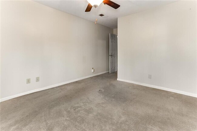 Building Photo - 970 Sidney Marcus Blvd NE