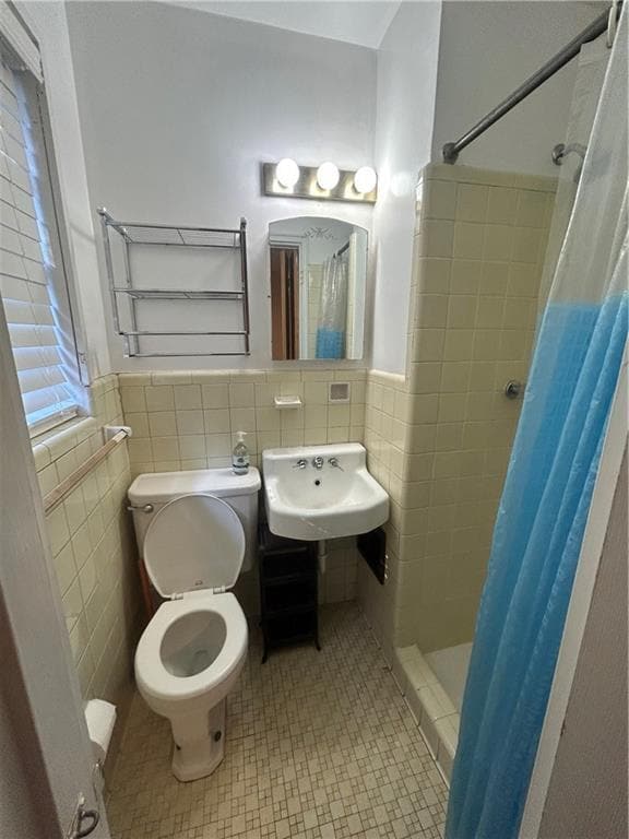 Building Photo - 1515 Beech Valley Way NE