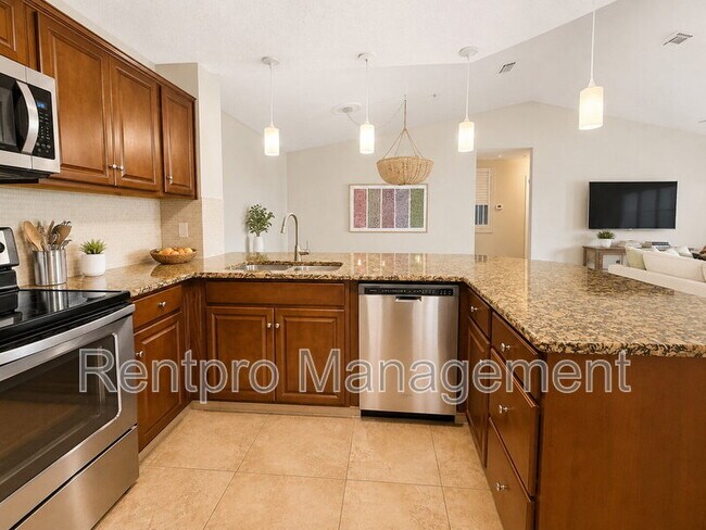 Building Photo - 4002 Crockers Lake Blvd