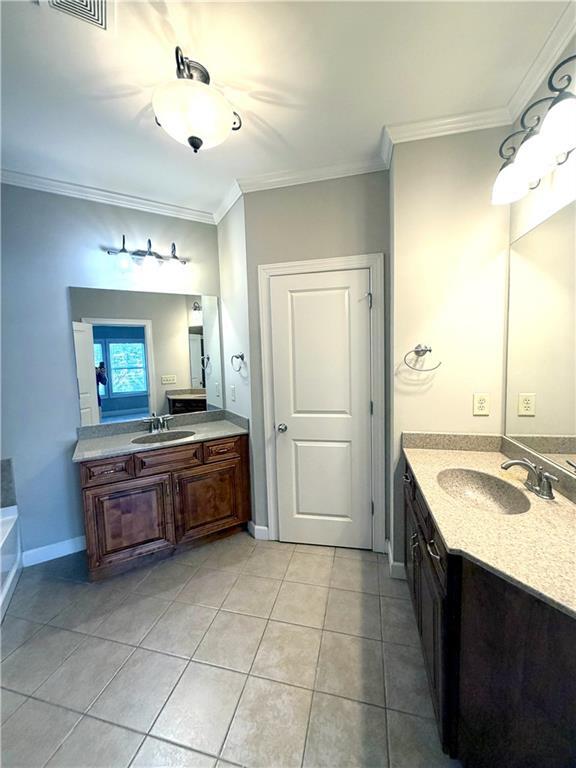 Building Photo - 3026 Eltham Pl