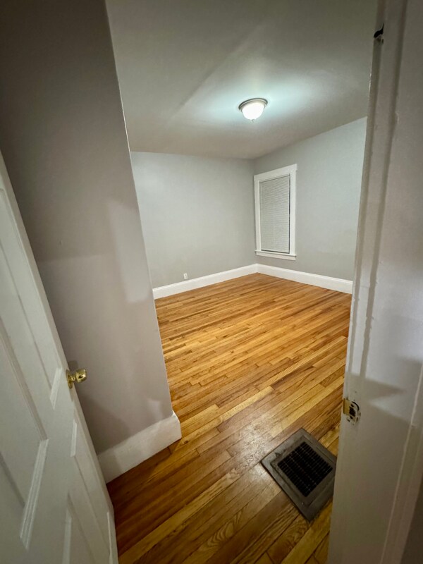 Building Photo - 801 Western Ave