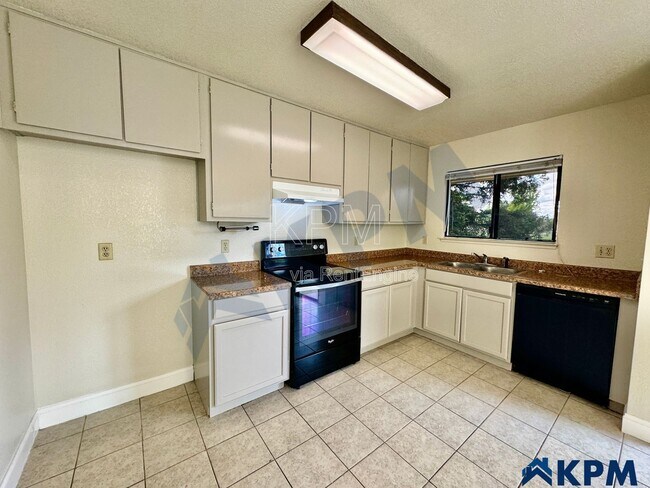 Building Photo - 1311 W Century Blvd