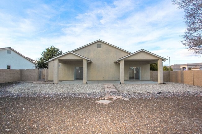 Building Photo - Granville Amenities