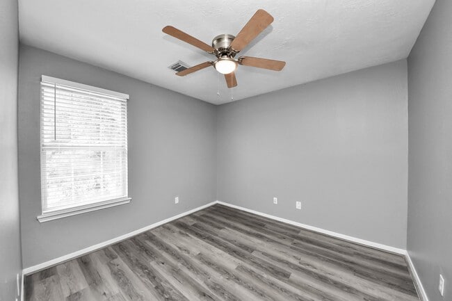 Building Photo - 8126 Jutland Rd