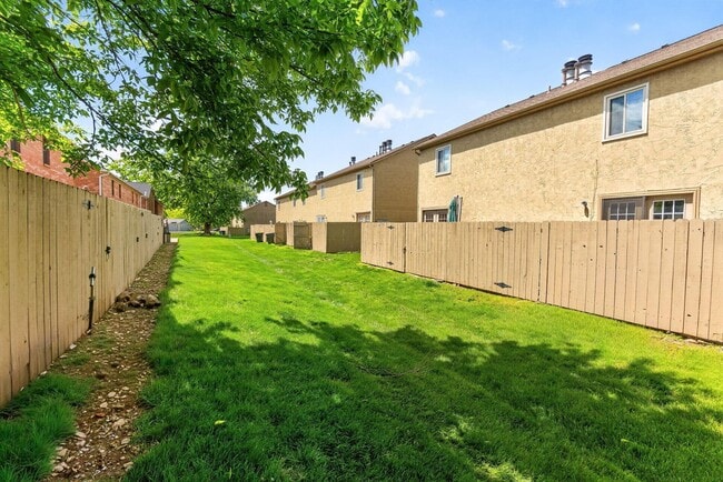 Building Photo - 6477 Brookedge Ct