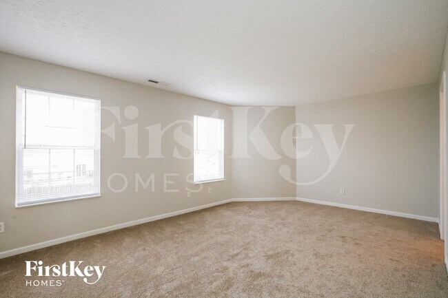 Building Photo - 2608 Liatris Dr