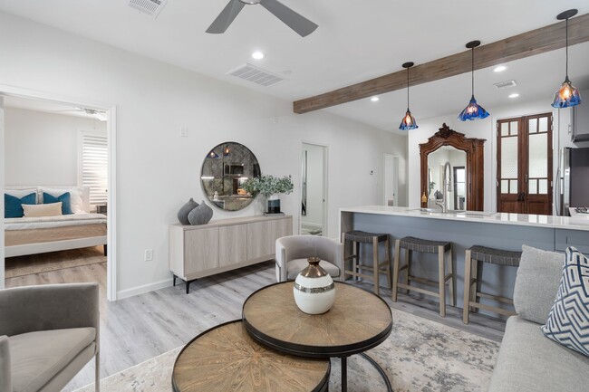 Building Photo - 1116 Nadine St