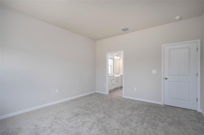 Building Photo - 16873 Castoro Dr