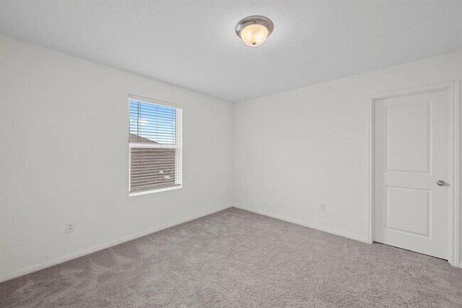 Building Photo - 200 Gemsbok Rd