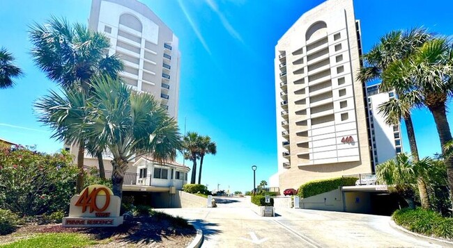 Building Photo - 440 S Gulfview Blvd