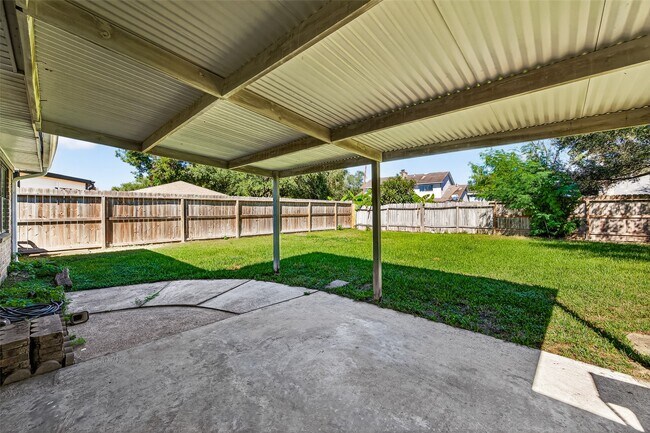 Building Photo - 12315 Chessington Dr