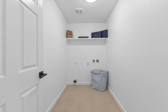 Building Photo - BEAUTIFUL HOME IN HOUSTON. MOVE IN READY!.