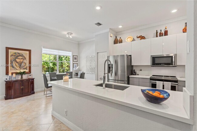 Building Photo - 1097 Allamanda Way