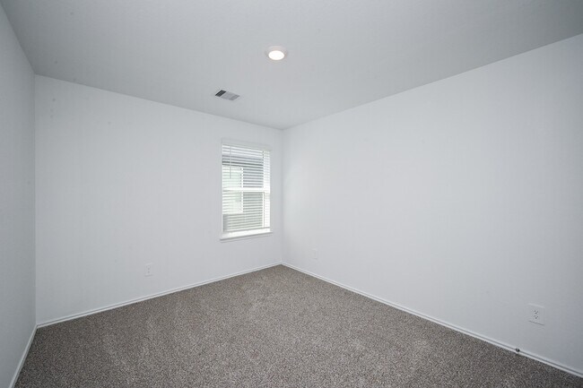 Building Photo - 1003 Vilana Rdg Ln