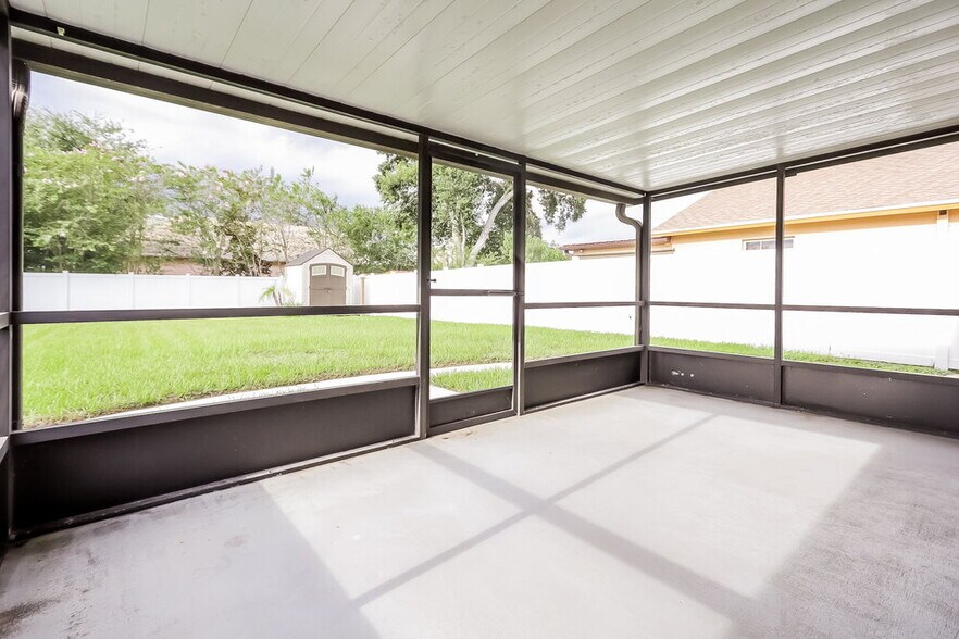 Building Photo - 1820 Tinsmith Cir