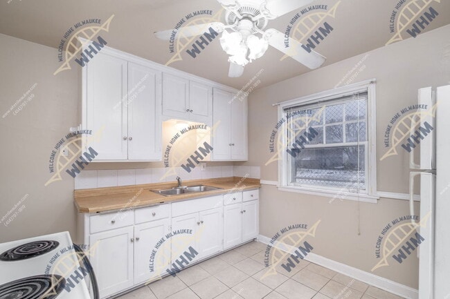 Building Photo - 3258 S Kinnickinnic Ave