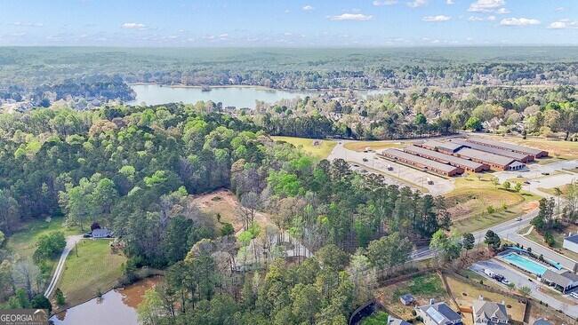 Building Photo - 140 Mary Freeman Rd