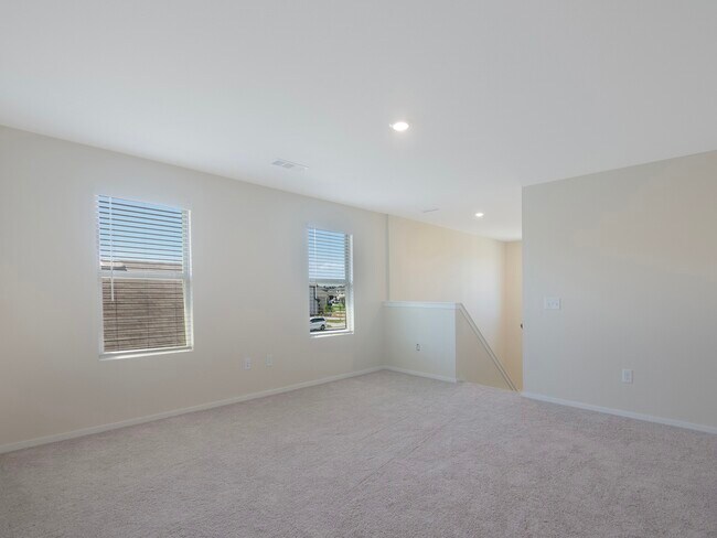 Building Photo - 15881 Blass Vly Dr