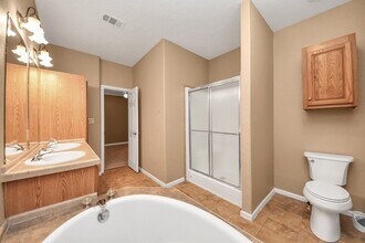 Building Photo - 27161 Remington Forest E