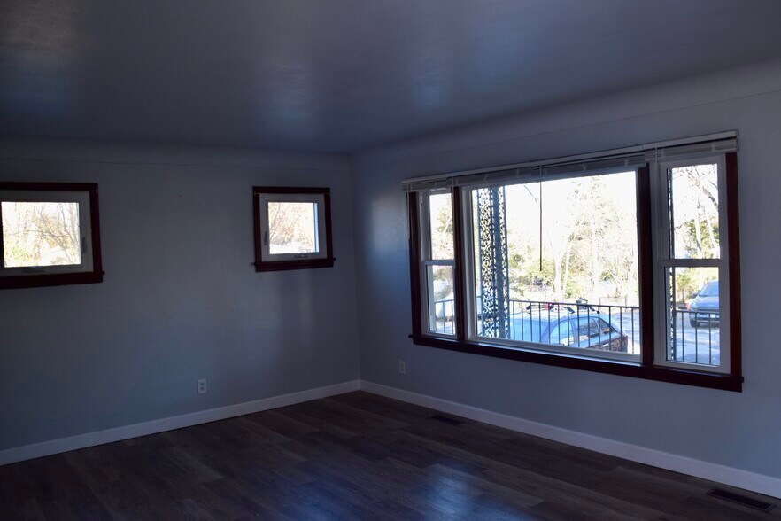 Building Photo - 9606 Sievers Ct