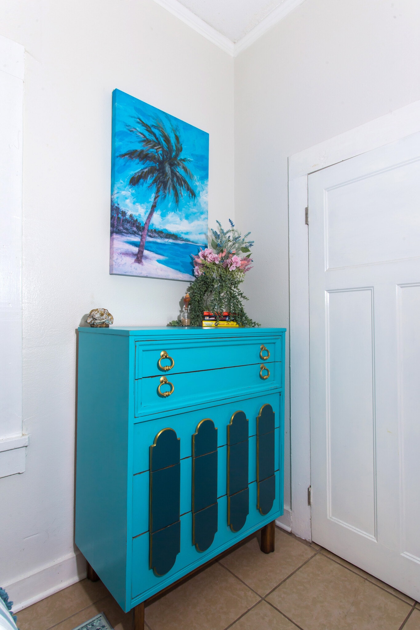 Building Photo - 608 N 9th Ave