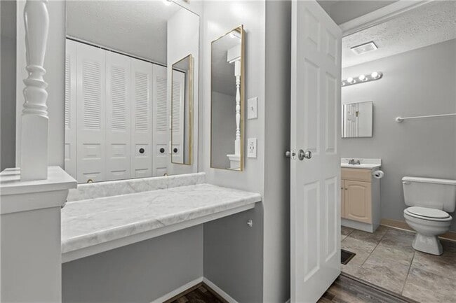 Building Photo - 408 Bonnie Brae Dr