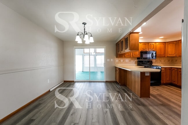 Building Photo - Everything you have been dreaming of is here. Lease today!