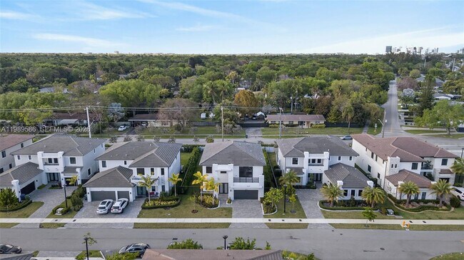 Building Photo - 8267 SW 120th Ter